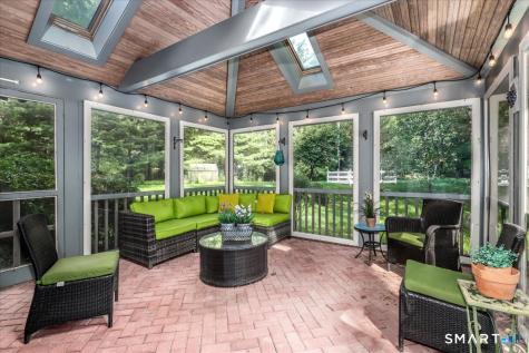 140 Labbance Lane Fairfield CT 06824