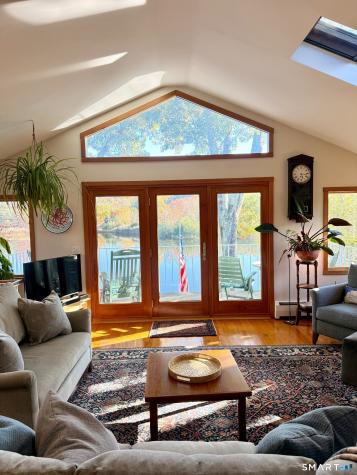 11 Summit Avenue East Lyme CT 06333
