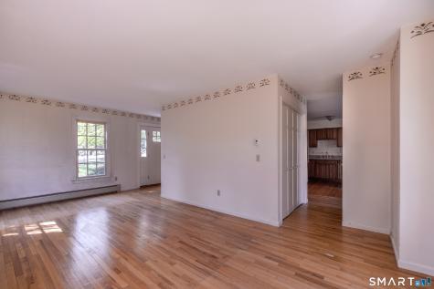 179 Walnut Tree Hill Road Newtown CT 06482
