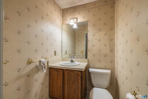 179 Walnut Tree Hill Road Newtown CT 06482