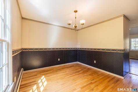 179 Walnut Tree Hill Road Newtown CT 06482
