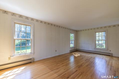 179 Walnut Tree Hill Road Newtown CT 06482