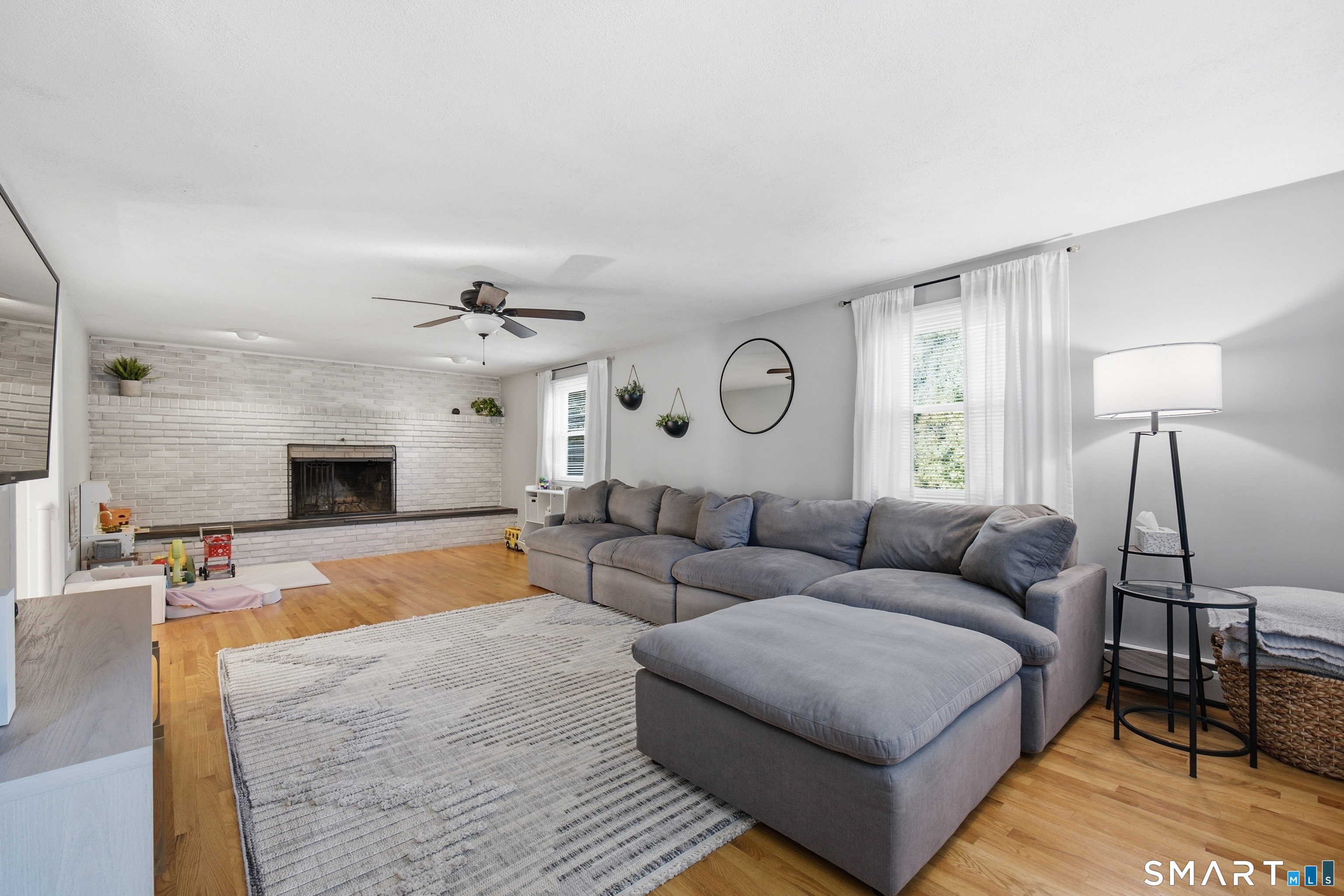 26 Colonial Drive Waterford CT 06385