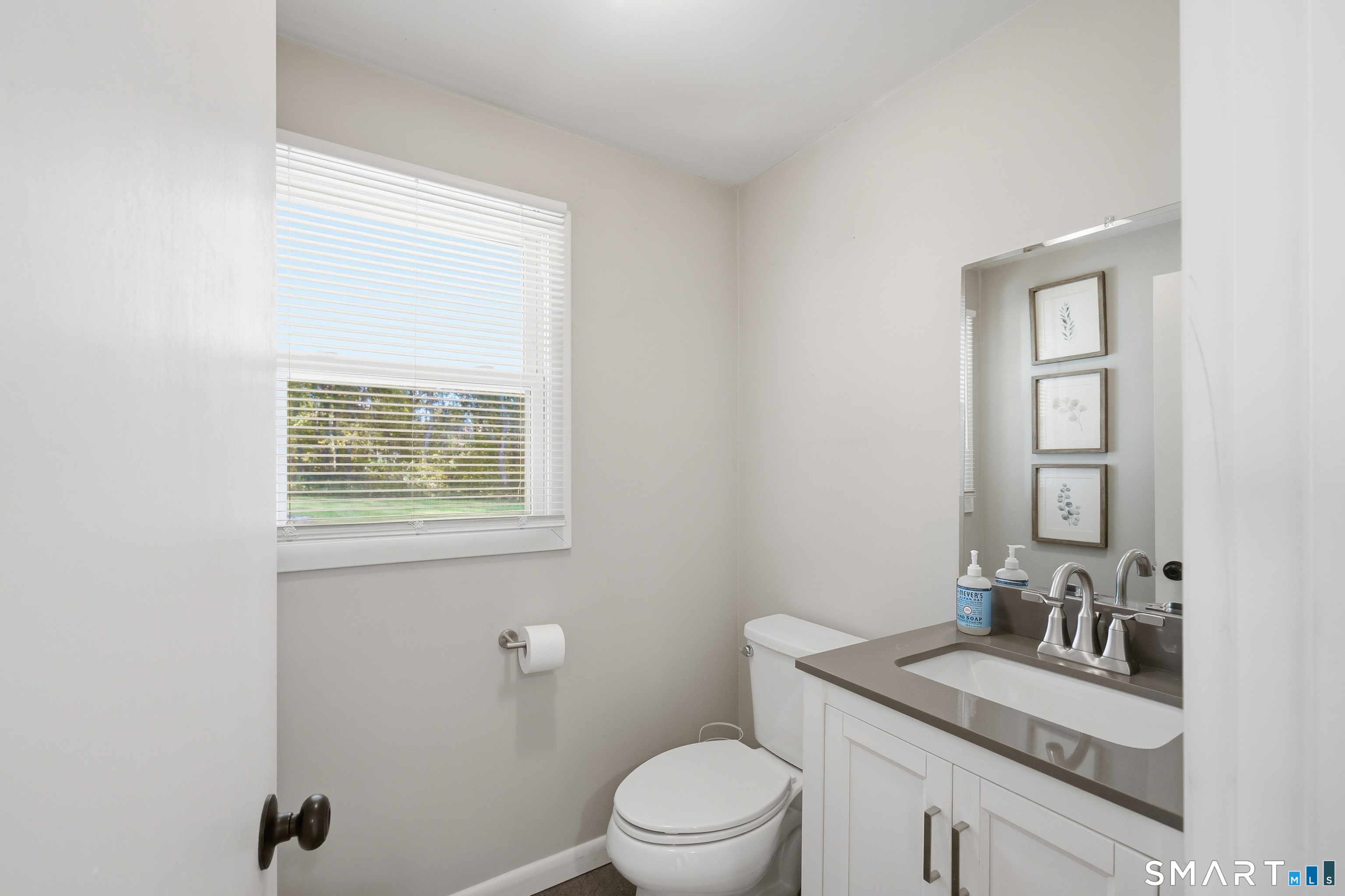 26 Colonial Drive Waterford CT 06385