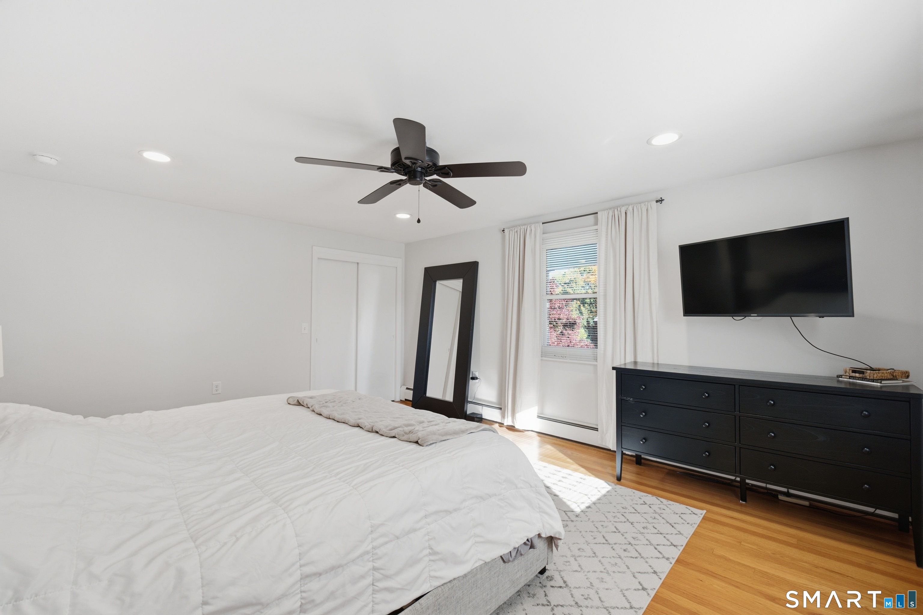 26 Colonial Drive Waterford CT 06385