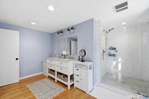 26 Colonial Drive Waterford CT 06385