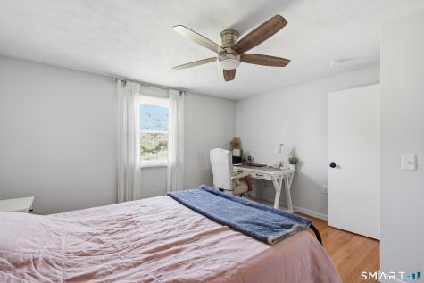 26 Colonial Drive Waterford CT 06385