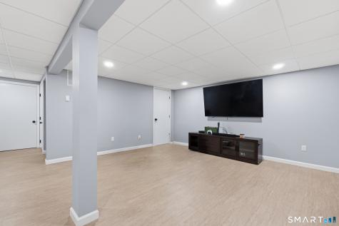26 Colonial Drive Waterford CT 06385