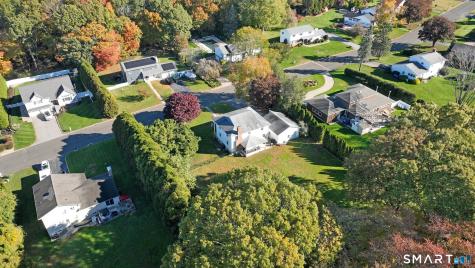 26 Colonial Drive Waterford CT 06385