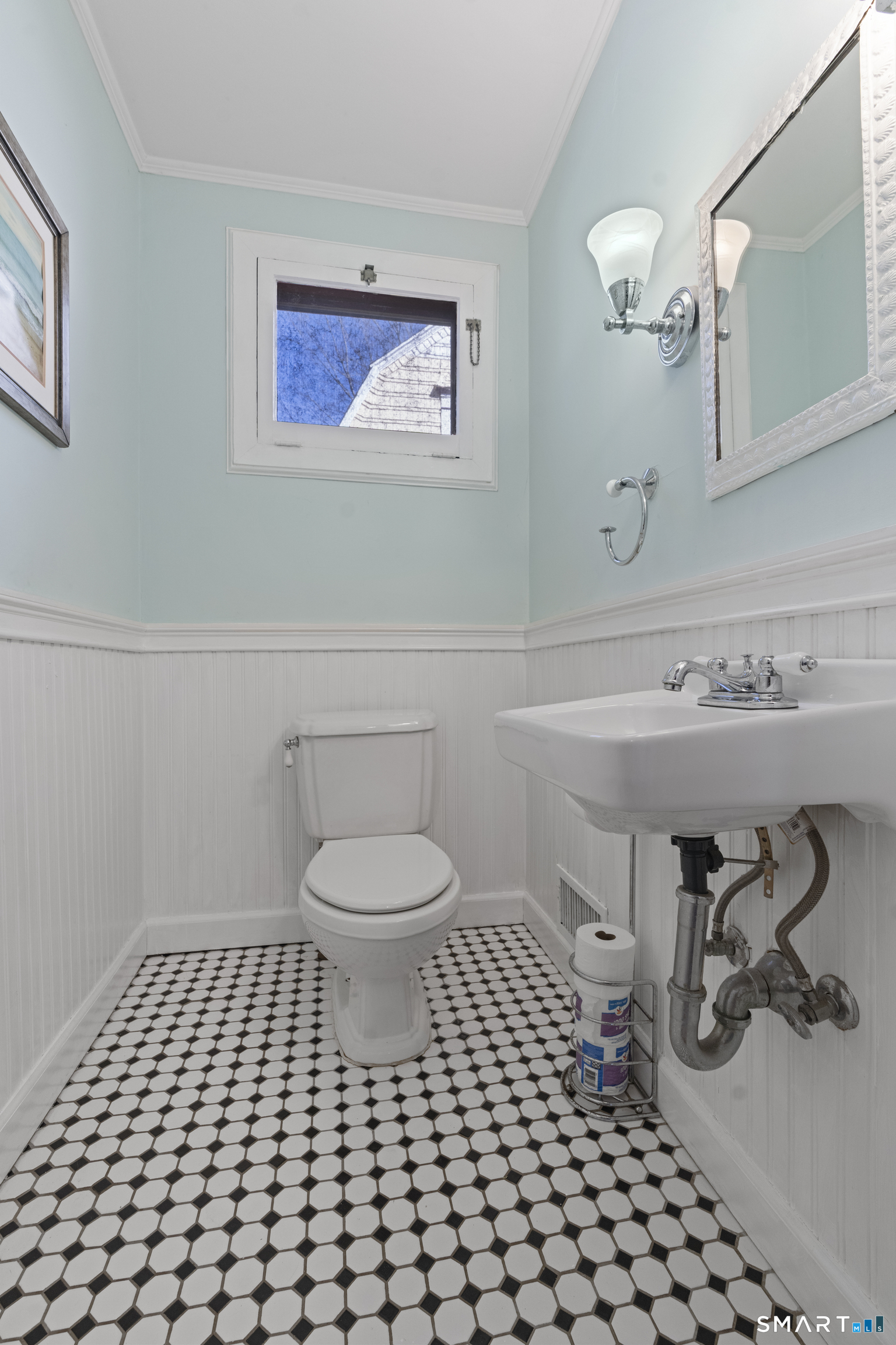 83 Kenyon Street Hartford CT 06105
