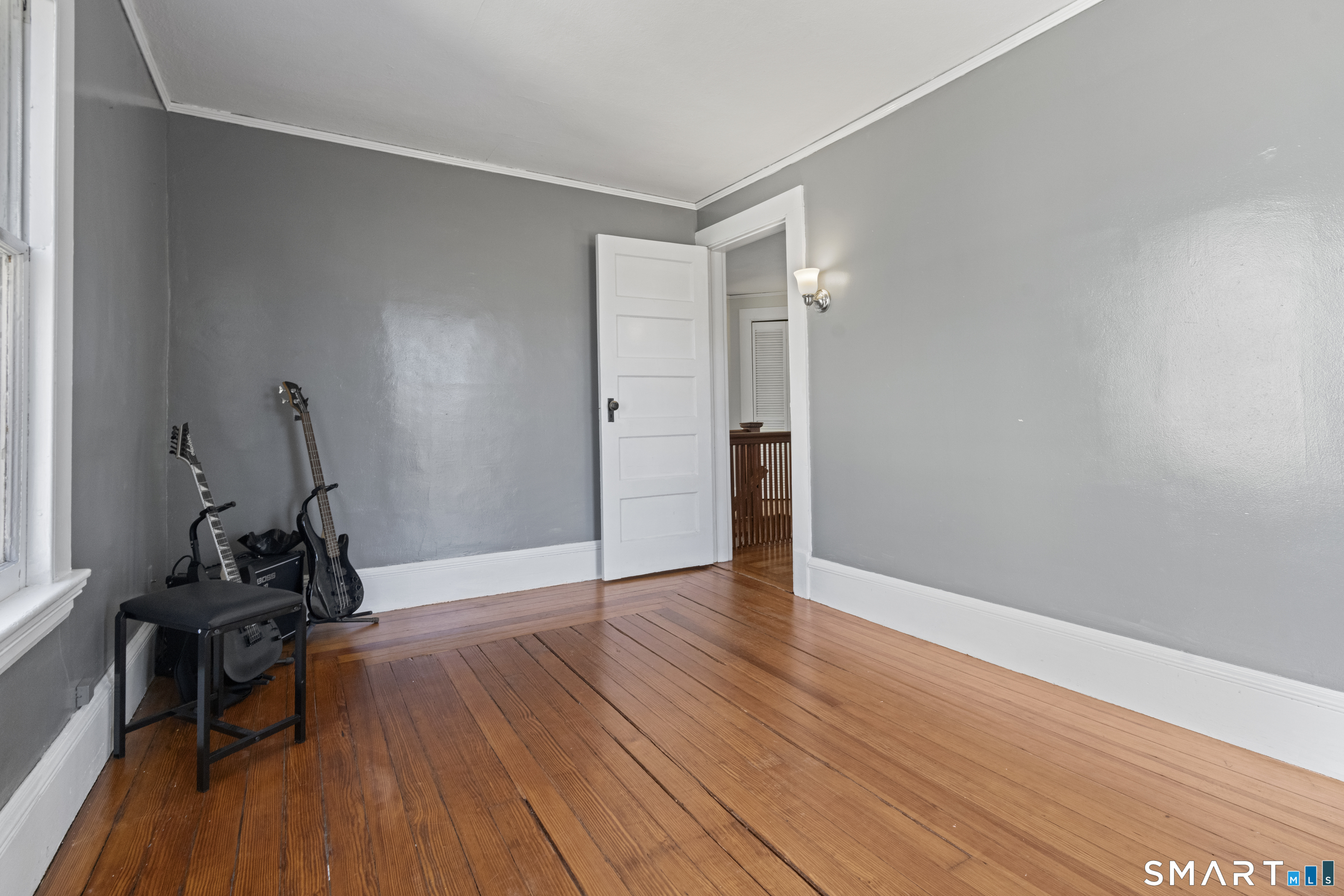 83 Kenyon Street Hartford CT 06105