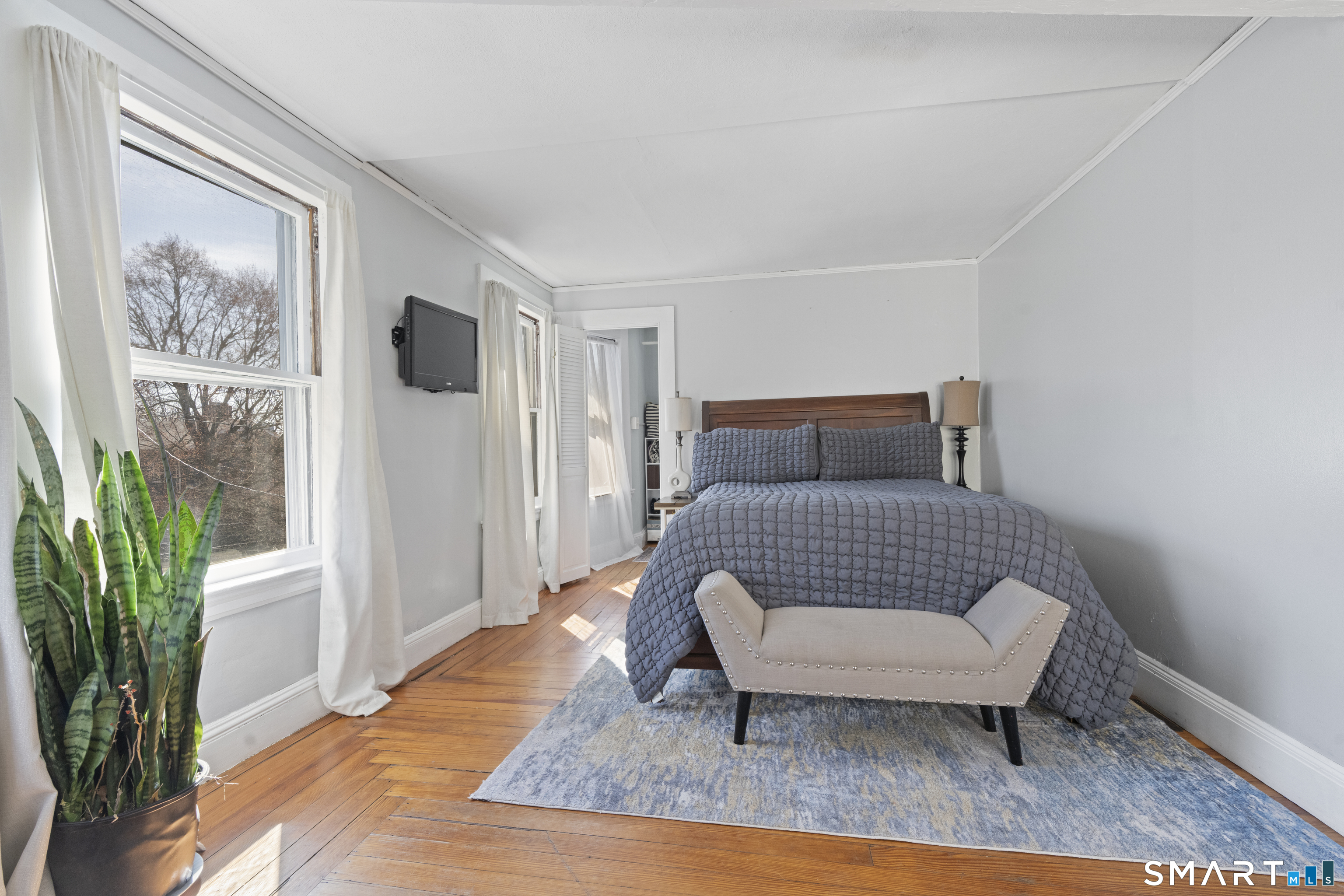 83 Kenyon Street Hartford CT 06105