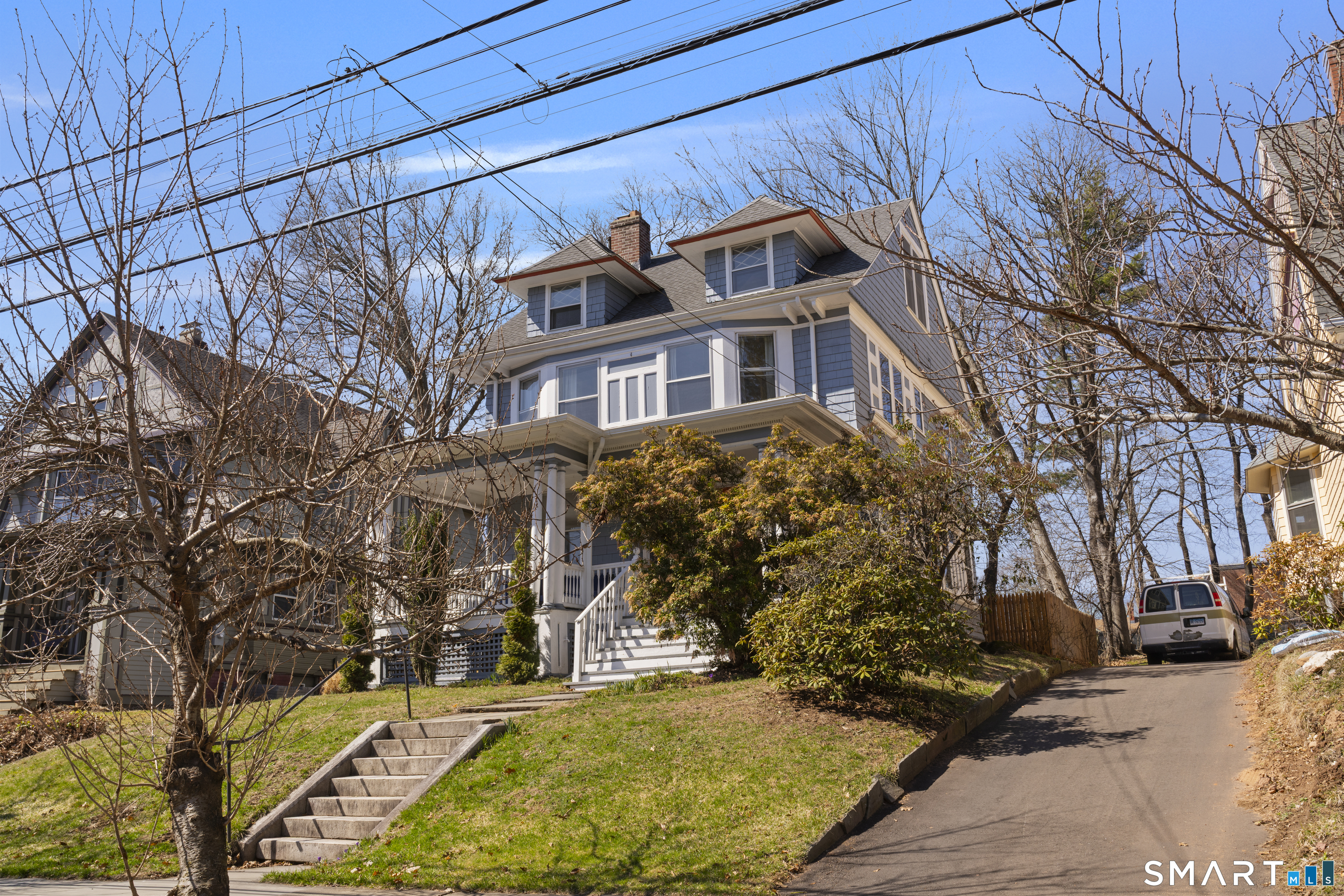 83 Kenyon Street Hartford CT 06105