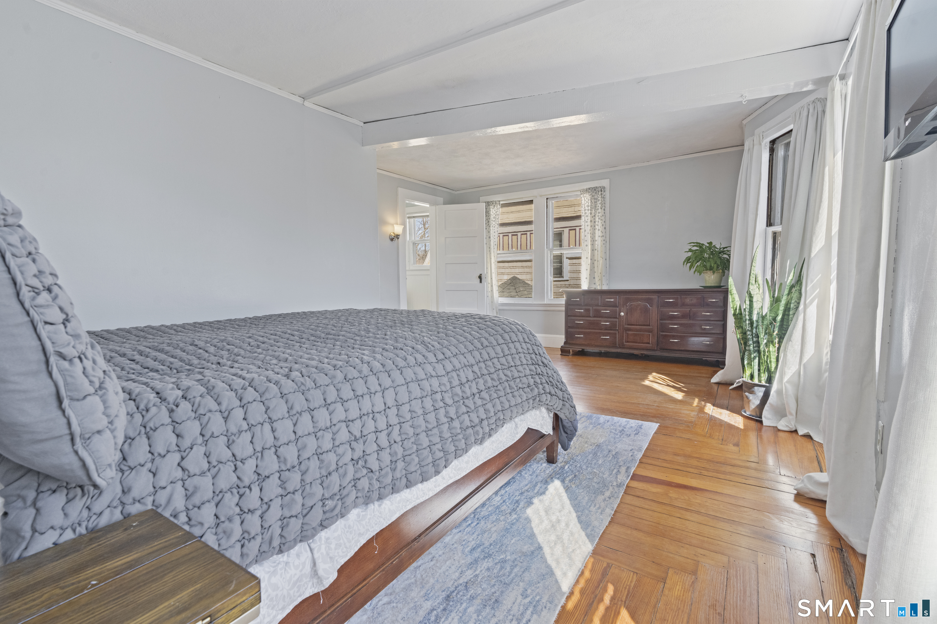 83 Kenyon Street Hartford CT 06105