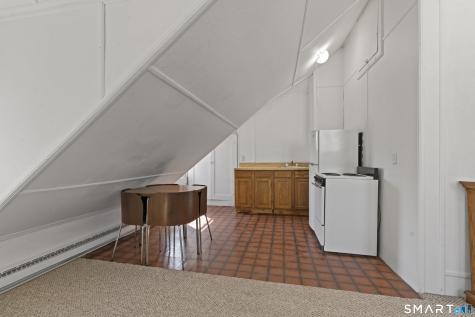 83 Kenyon Street Hartford CT 06105