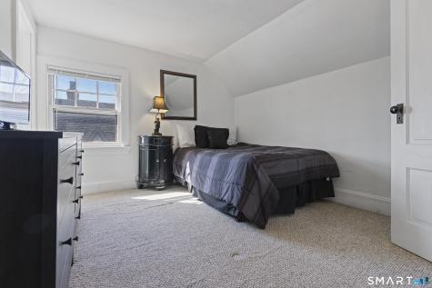 83 Kenyon Street Hartford CT 06105