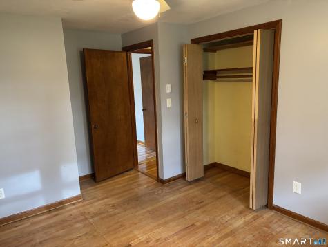 13 Robin Drive East Haven CT 06513