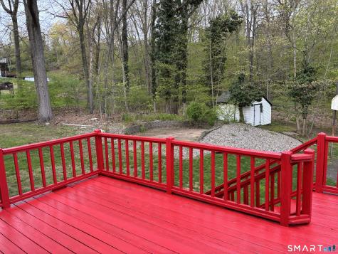 13 Robin Drive East Haven CT 06513