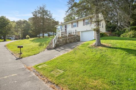 8 Rain Dance Circle Naugatuck CT 06770