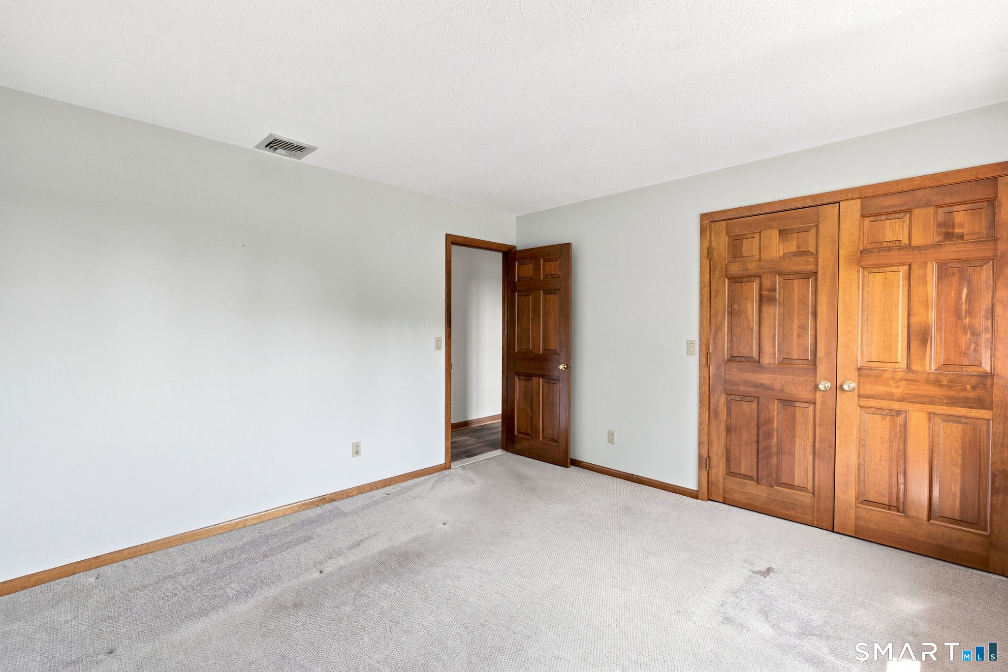 32 Knob Hill Lane Bristol CT 06010
