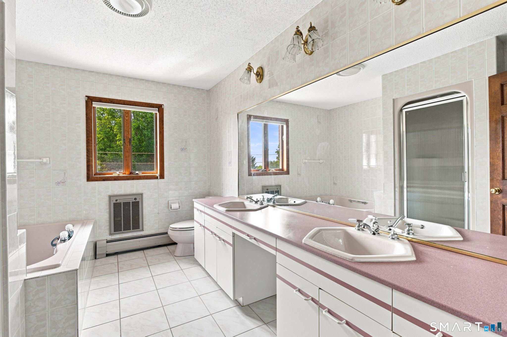 32 Knob Hill Lane Bristol CT 06010
