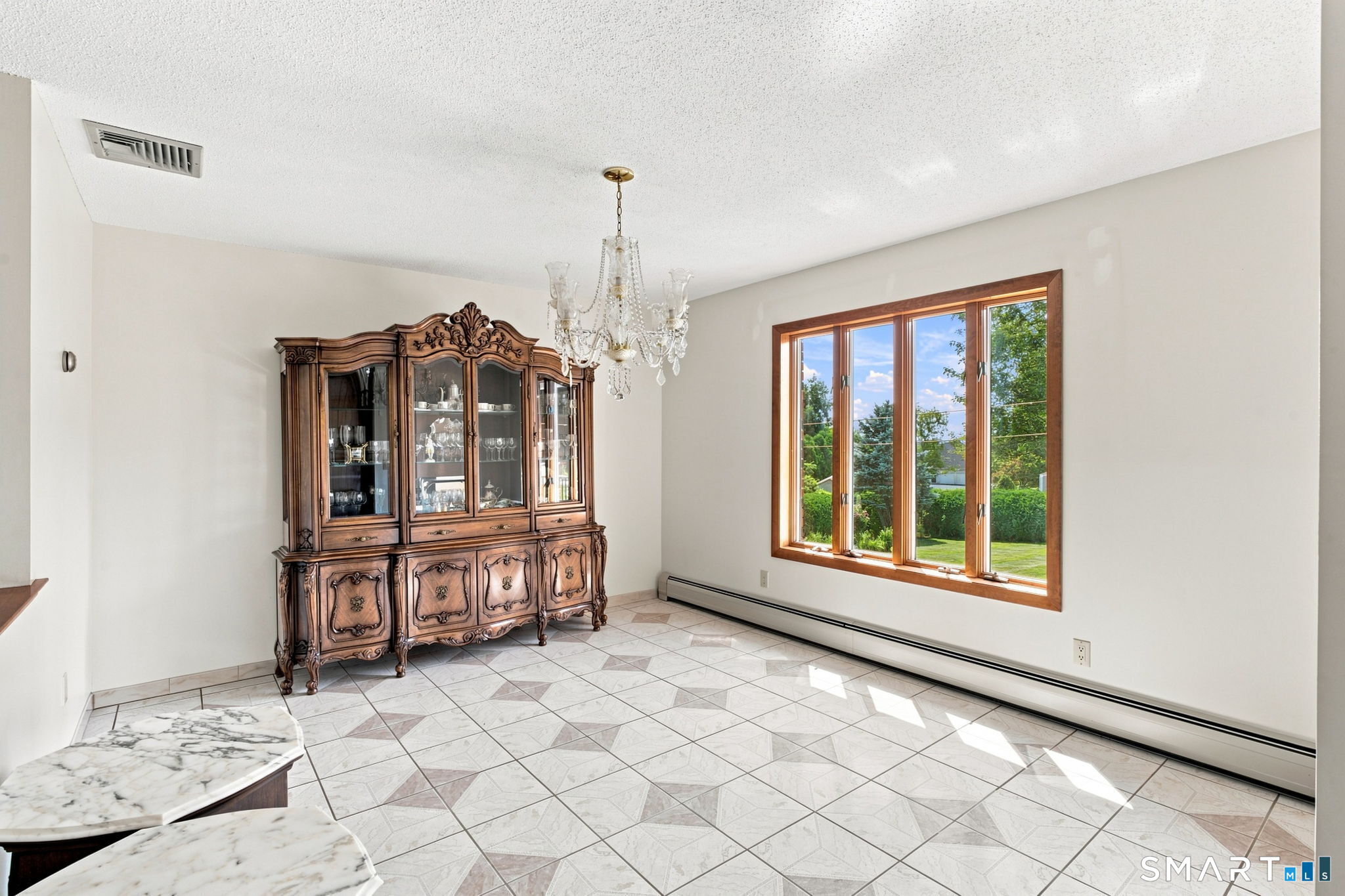 32 Knob Hill Lane Bristol CT 06010