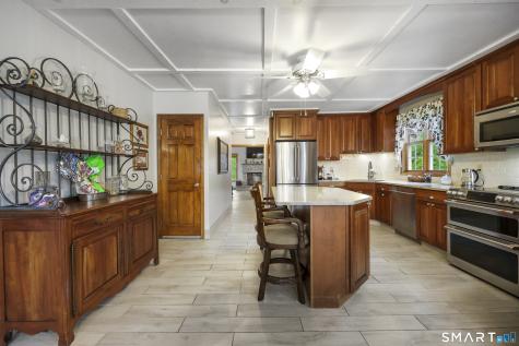 24 Seabreeze Road Old Saybrook CT 06475