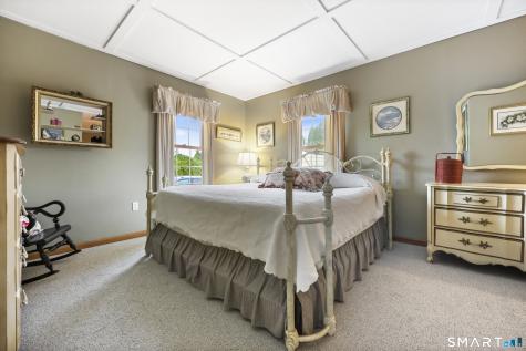 24 Seabreeze Road Old Saybrook CT 06475