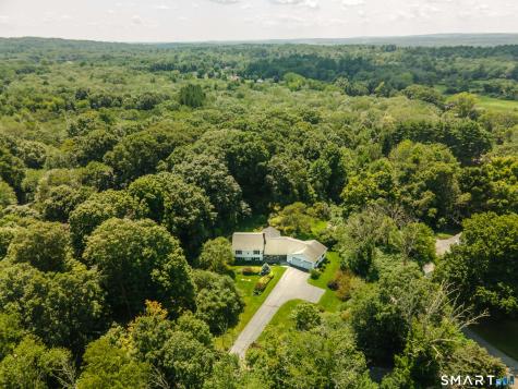 39 Fox Road Putnam CT 06260
