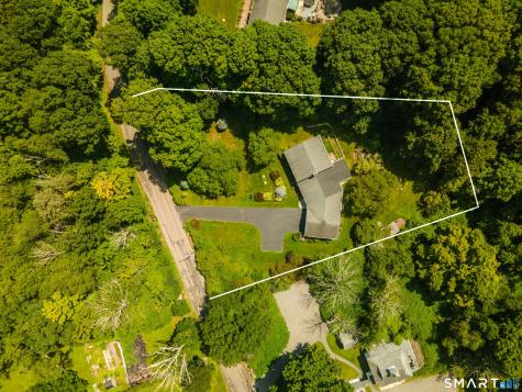 39 Fox Road Putnam CT 06260