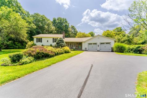 39 Fox Road Putnam CT 06260