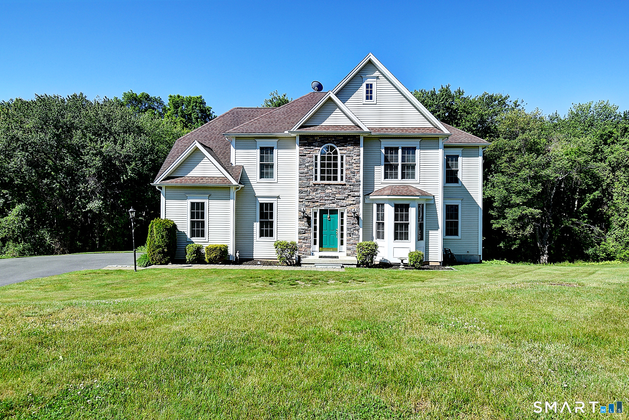 20 Livingston Way Manchester CT 06040