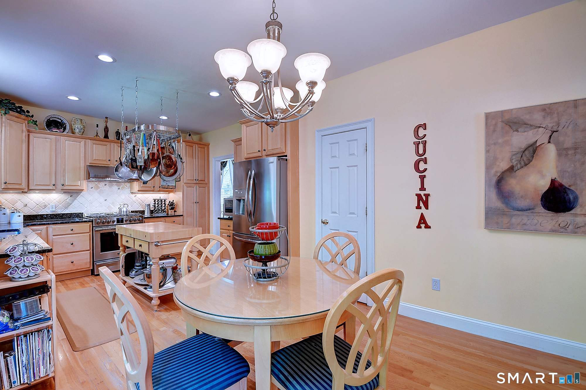20 Livingston Way Manchester CT 06040