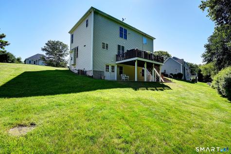 20 Livingston Way Manchester CT 06040