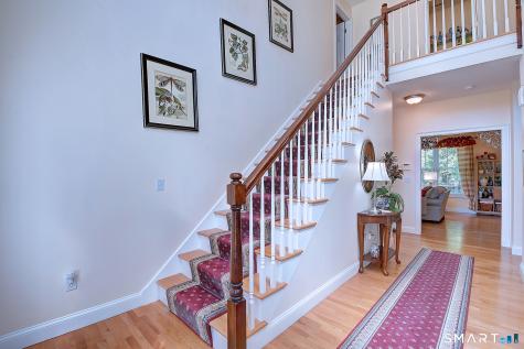 20 Livingston Way Manchester CT 06040