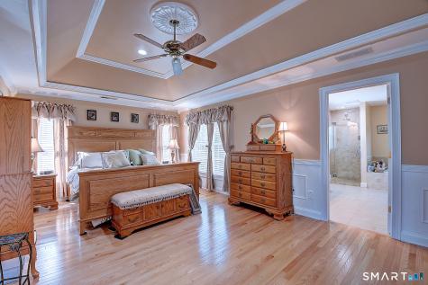 20 Livingston Way Manchester CT 06040