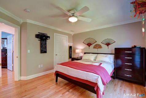 20 Livingston Way Manchester CT 06040