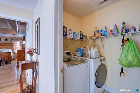 20 Livingston Way Manchester CT 06040
