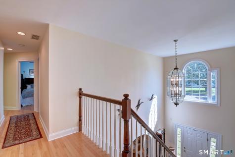 20 Livingston Way Manchester CT 06040
