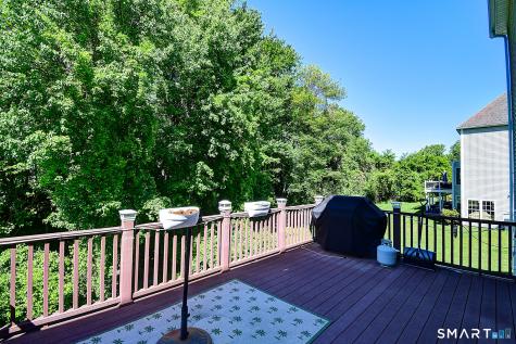20 Livingston Way Manchester CT 06040