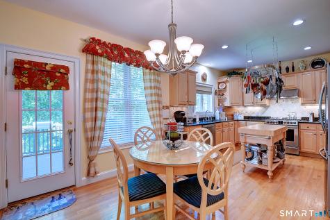 20 Livingston Way Manchester CT 06040
