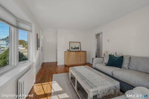 8 Maplewood Drive Clinton CT 06413
