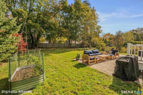 8 Maplewood Drive Clinton CT 06413