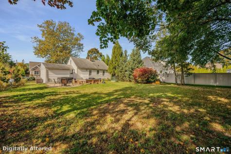 8 Maplewood Drive Clinton CT 06413