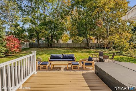 8 Maplewood Drive Clinton CT 06413