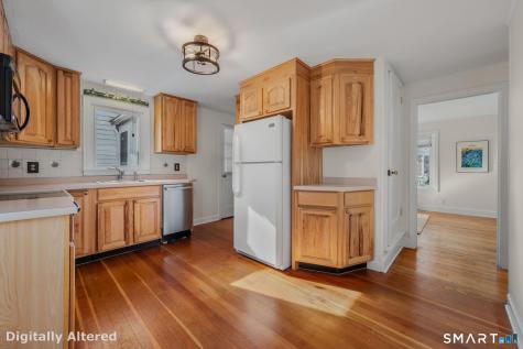 8 Maplewood Drive Clinton CT 06413
