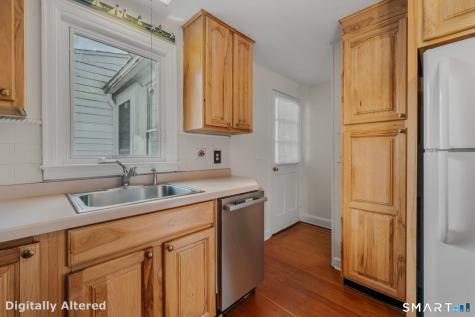 8 Maplewood Drive Clinton CT 06413