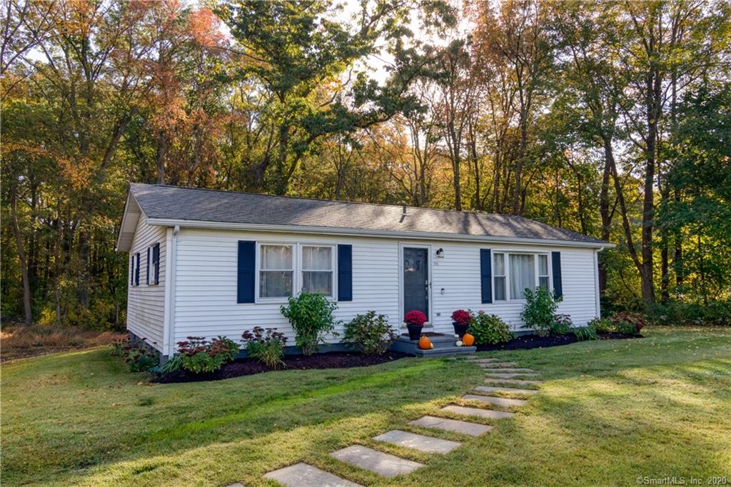 108 Long Hill Road Clinton CT 06413