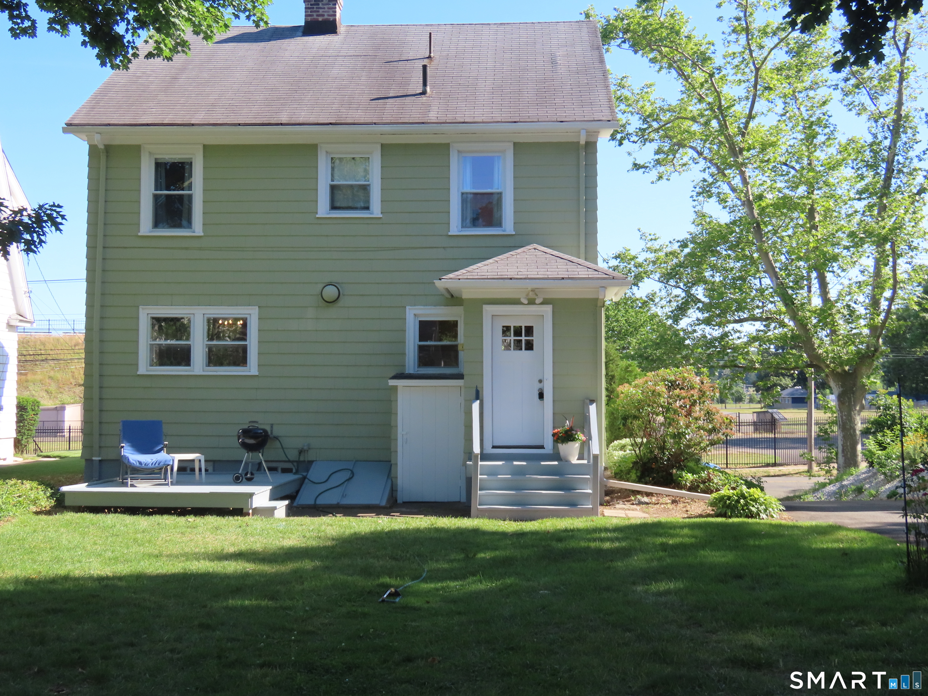 1885 Chapel Street New Haven CT 06515