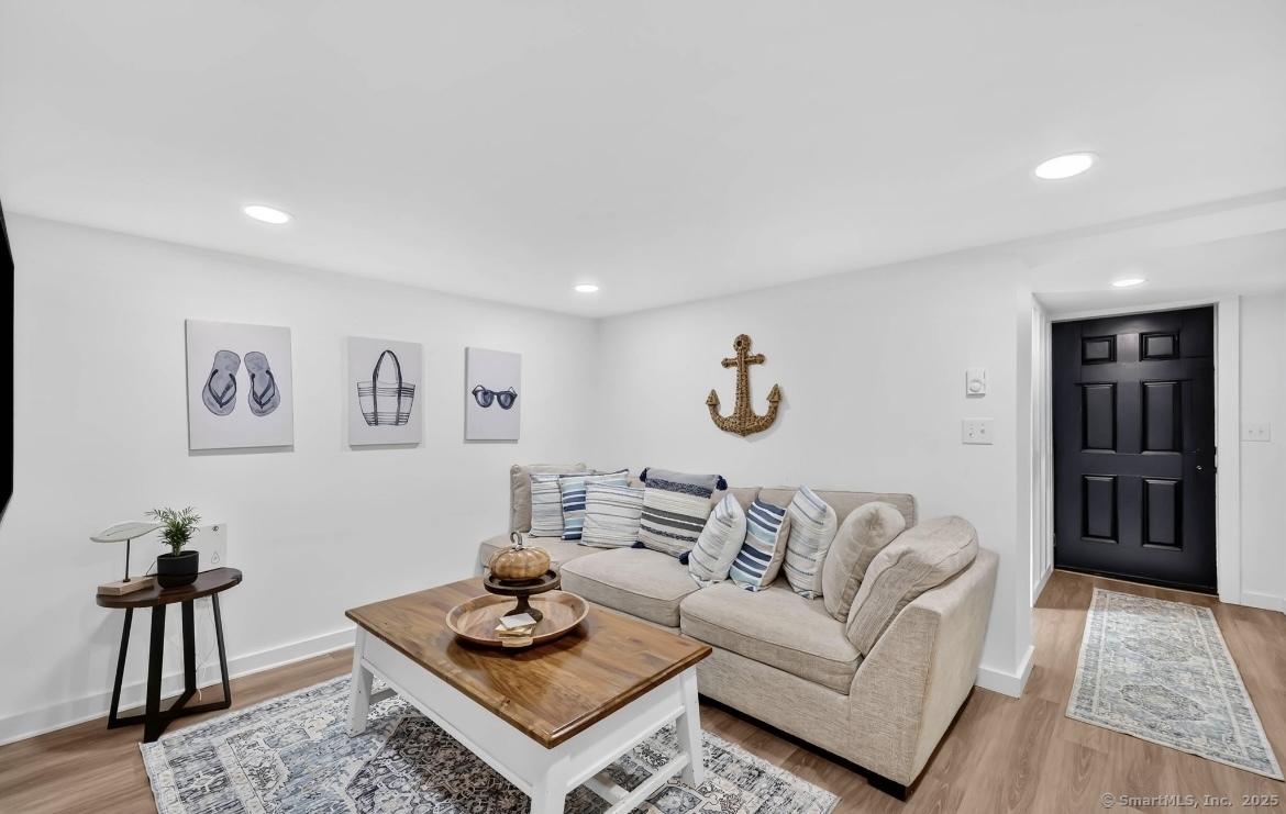 60 Wangonk Trail East Hampton CT 06424